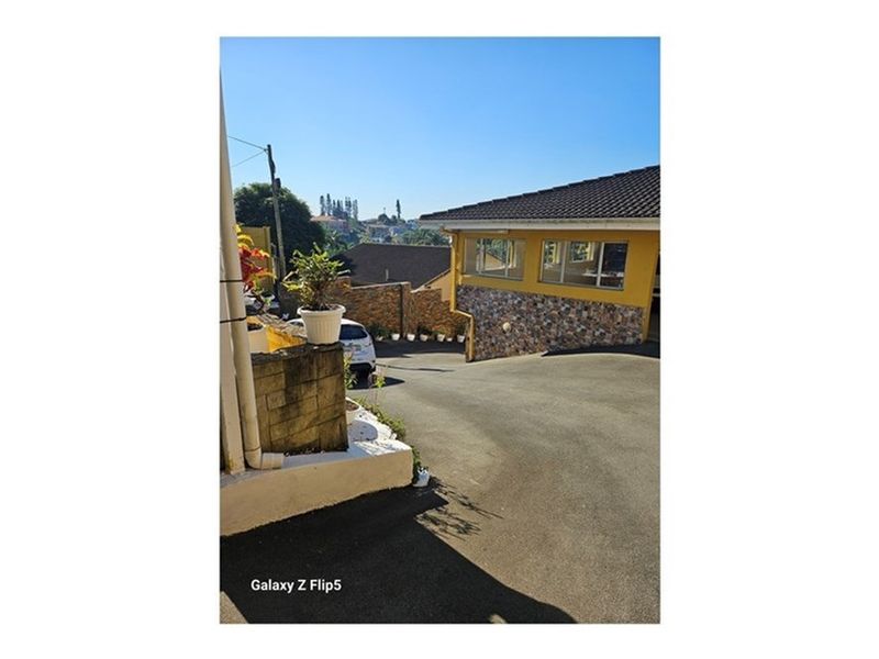 House For Sale in Claire Estate, Durban, KwaZulu Natal - Photo 2