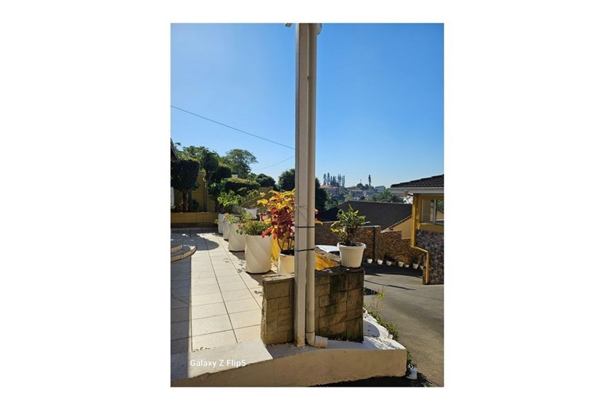 House For Sale in Claire Estate, Durban, KwaZulu Natal - Photo 3