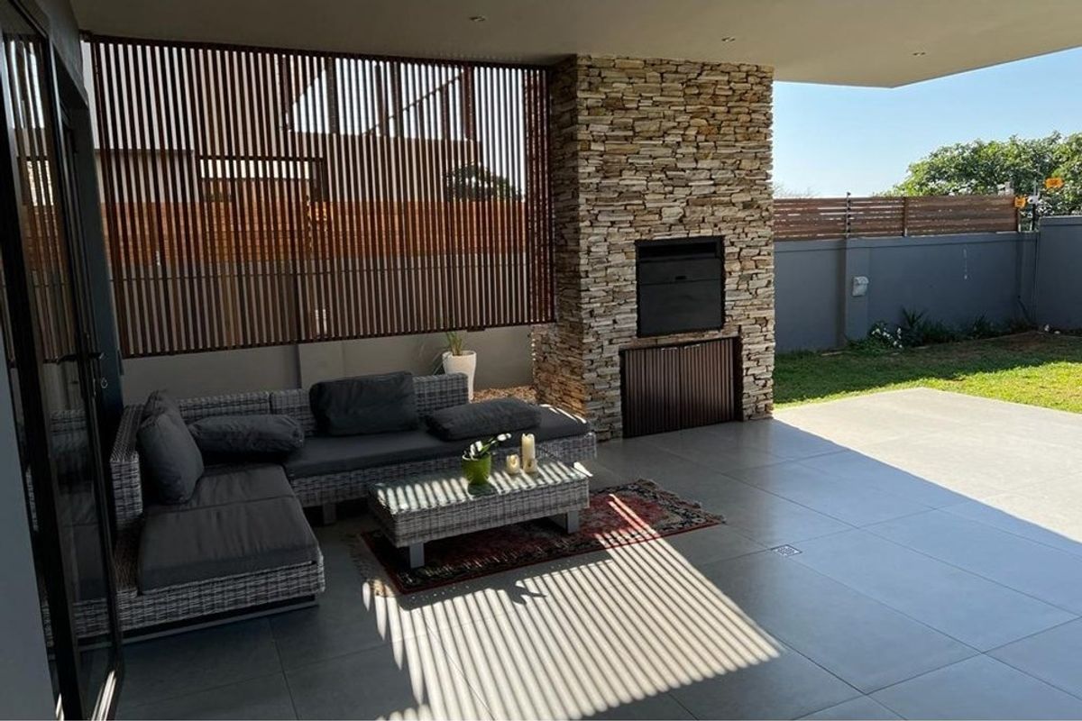 4 Beds 4 Baths Luxury House For Sale in Umhlanga, KwaZulu Natal - Photo 5