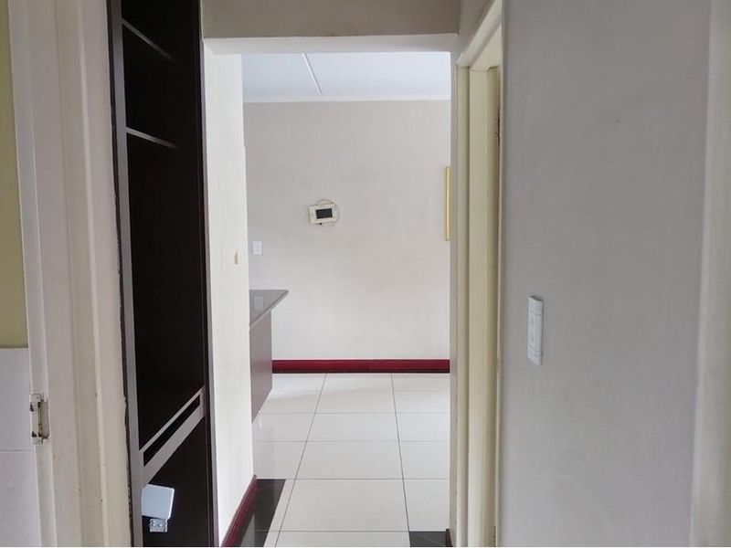 Apartment For Sale in Noordwyk, Midrand - Photo 3