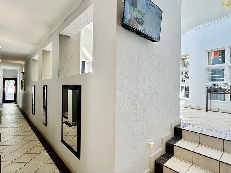 House To Rent in Waterkloof, Pretoria - Photo 8