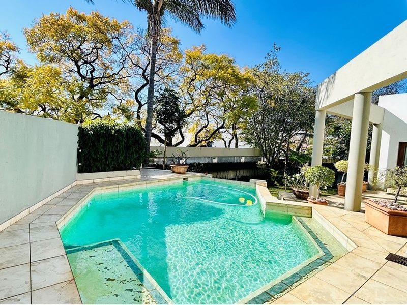 House To Rent in Waterkloof, Pretoria - Photo 2