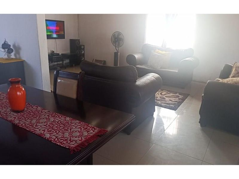 House For Sale in Eldorado Park, Soweto - Photo 4