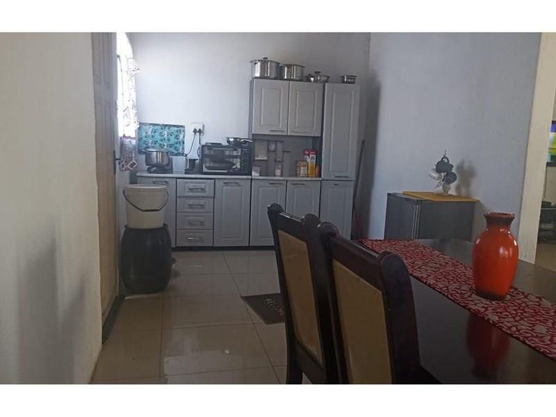 House For Sale in Eldorado Park, Soweto - Photo 9