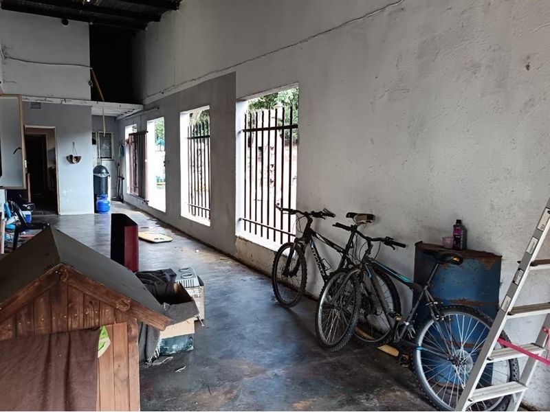 Small Holding For Sale in White River Central, White River - Photo 6