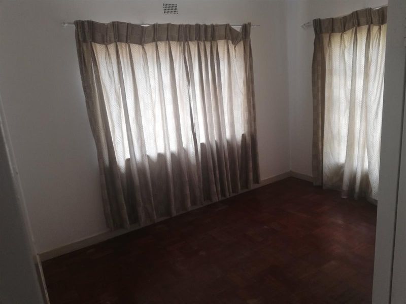 House For Sale in Lyndhurst, Johannesburg - Photo 6