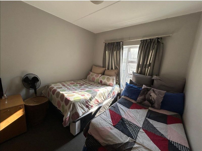 Mordern 2 bed,2 bath Apartment in a Prestigious Complex - Photo 10