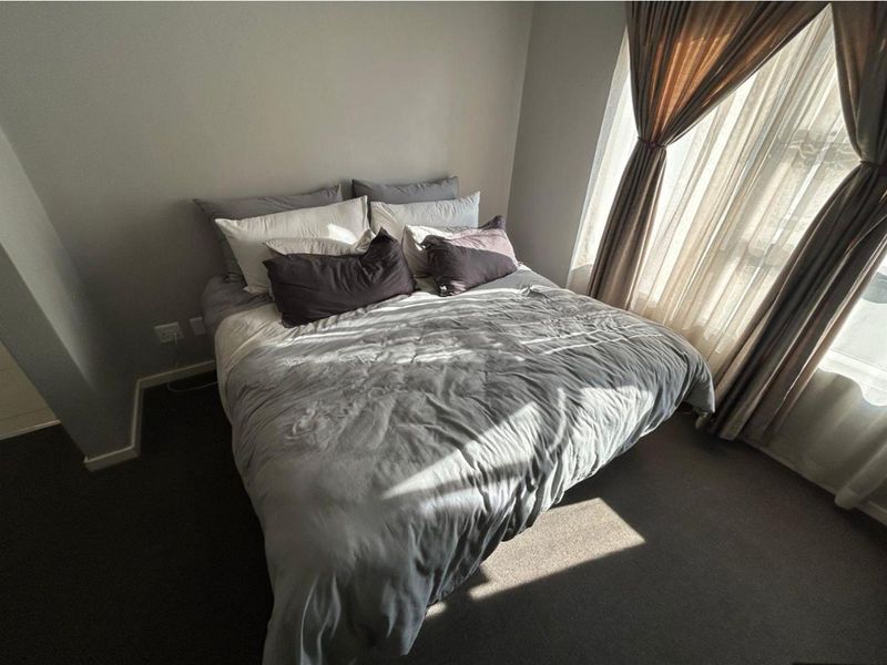 Mordern 2 bed,2 bath Apartment in a Prestigious Complex - Photo 9