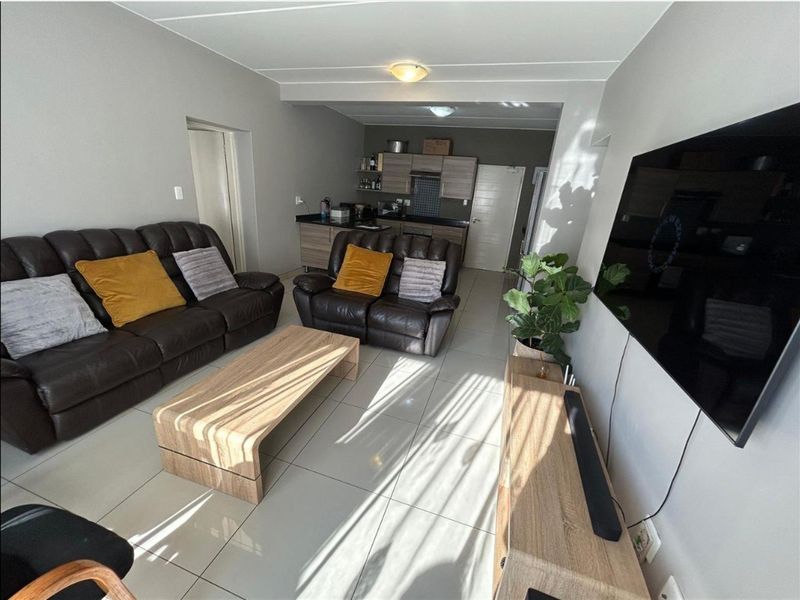 Mordern 2 bed,2 bath Apartment in a Prestigious Complex - Photo 6