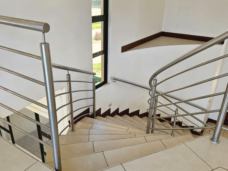 House For Sale  In Mooikloof In The East Of Pretoria - Photo 7