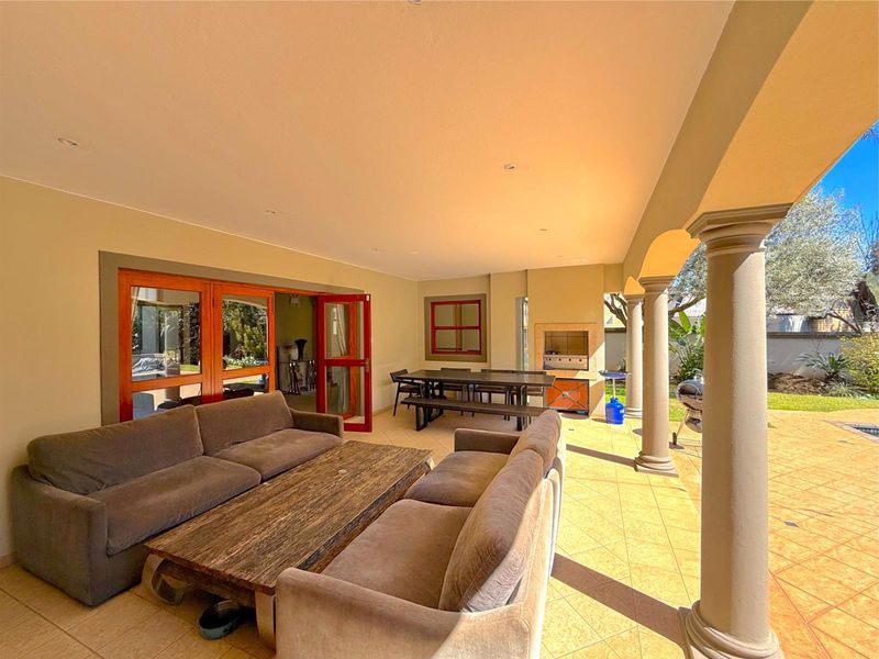 Stylish Family Home for Rent in Dainfern Golf Estate - Photo 9