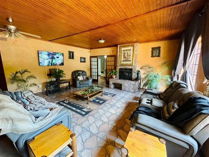 A Family Haven That Blends Comfort, Space, and Sustainable Living - Photo 6