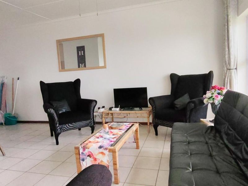 Apartment For Sale in Uvongo, Margate, KwaZulu Natal - Photo 7