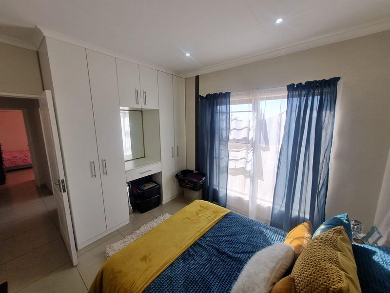 House in Kimberley - Photo 5