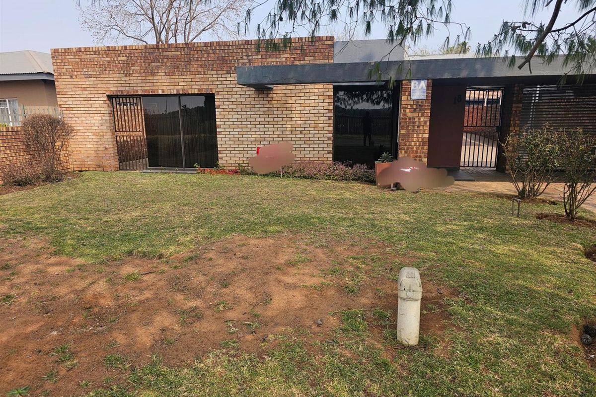 House For Sale in Eastdene, Middelburg - Photo 2
