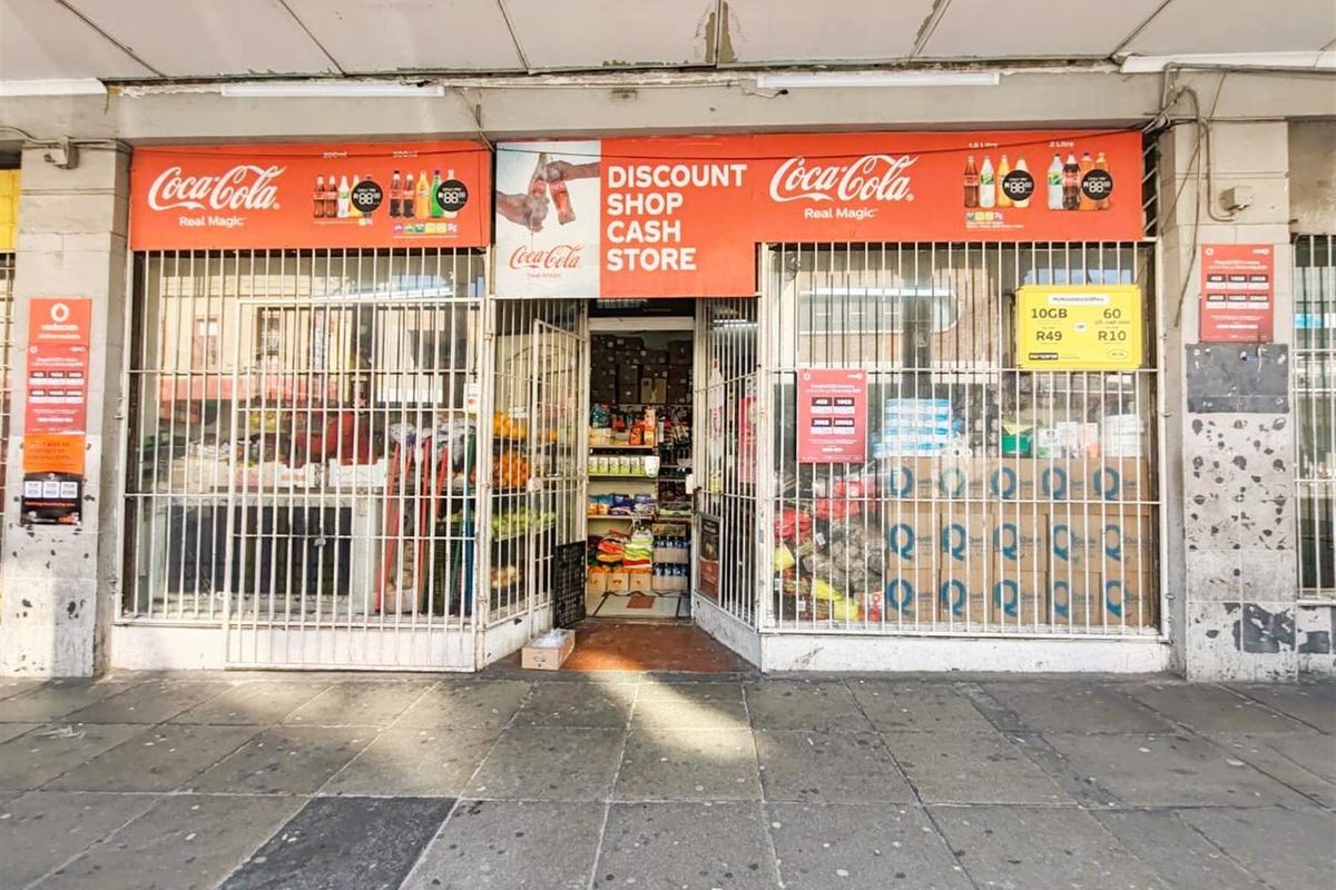 INVESTMENT OPPORTUNITY - 4 RETAIL SHOPS FOR SALE IN PRIME WOODSTOCK LOCATION - Photo 5