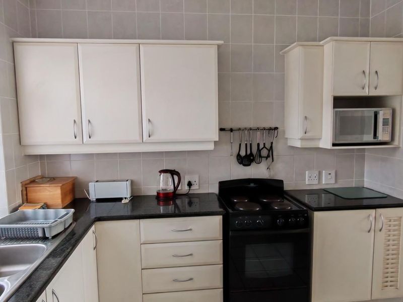 Apartment For Sale in Uvongo, Margate, KZN - Photo 5