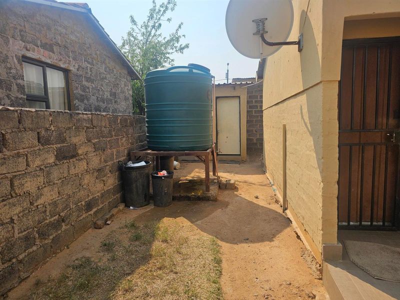 House For Sale in Klarinet, Witbank - Photo 5