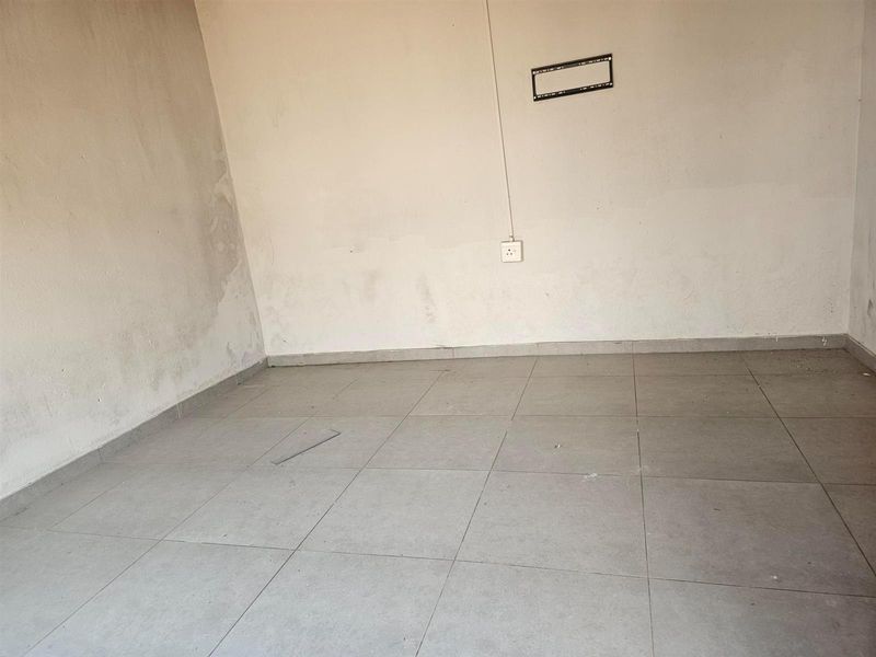 House For Sale in Klarinet, Witbank - Photo 9