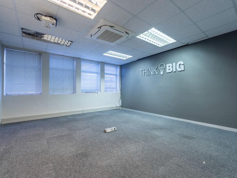 Office Space to Rent | First Floor | 949m2 (Divisible) - Photo 6