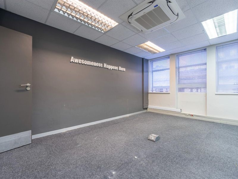 Office Space to Rent | First Floor | 949m2 (Divisible) - Photo 8
