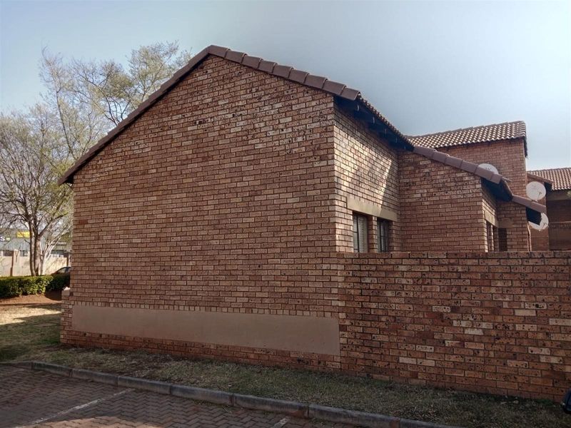 Apartment For Sale in Monavoni AH, Centurion - Photo 5