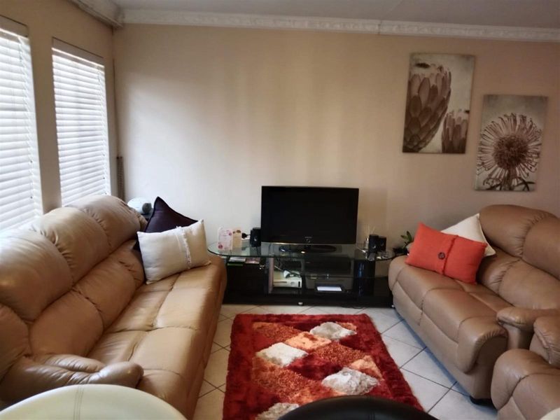 Apartment For Sale in Monavoni AH, Centurion - Photo 3