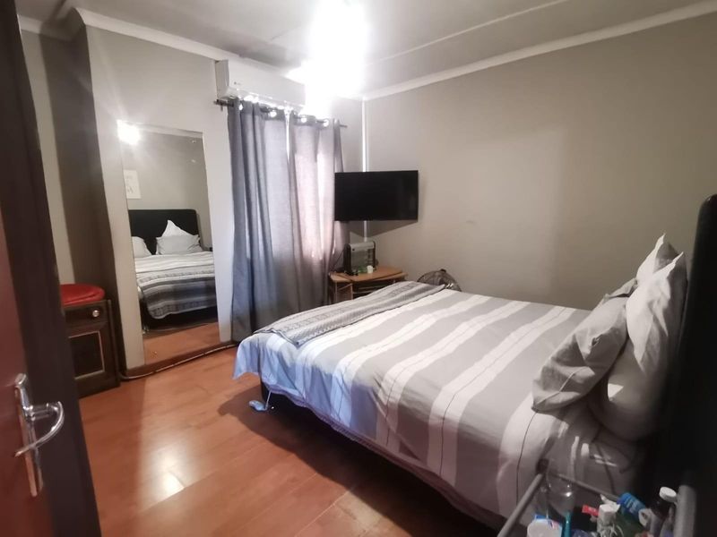 Duplex For Sale in Paarl East, Paarl - Photo 9