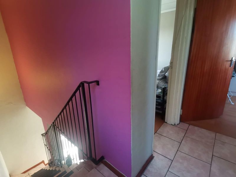 Duplex For Sale in Paarl East, Paarl - Photo 7