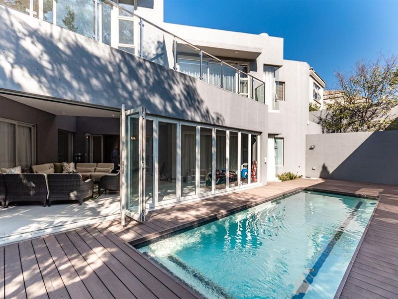 Luxurious Lock Up And Go Cluster Living At It's Very Best - Photo 4