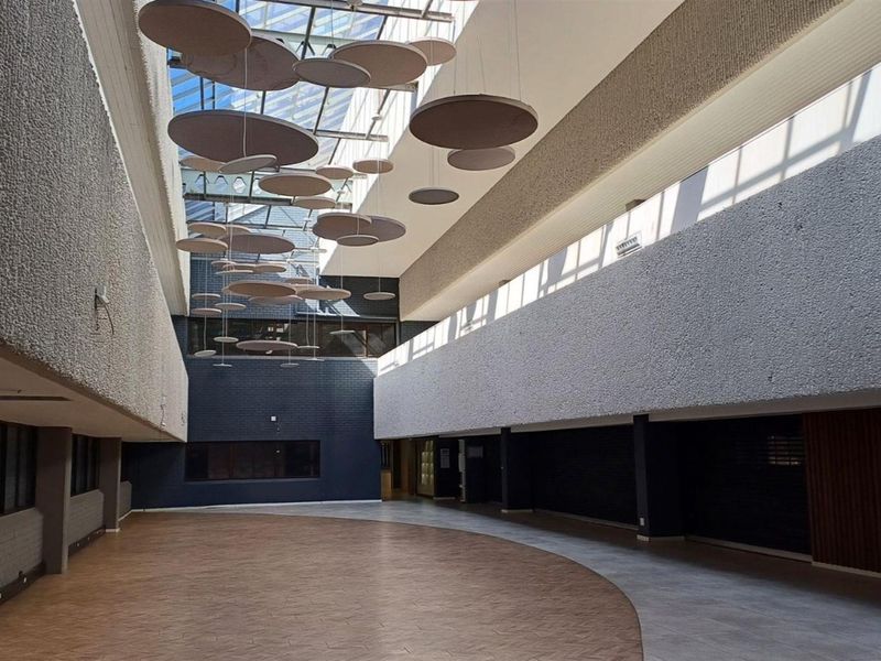 Attractive Commercial Property Offering With Rental Income - Photo 3