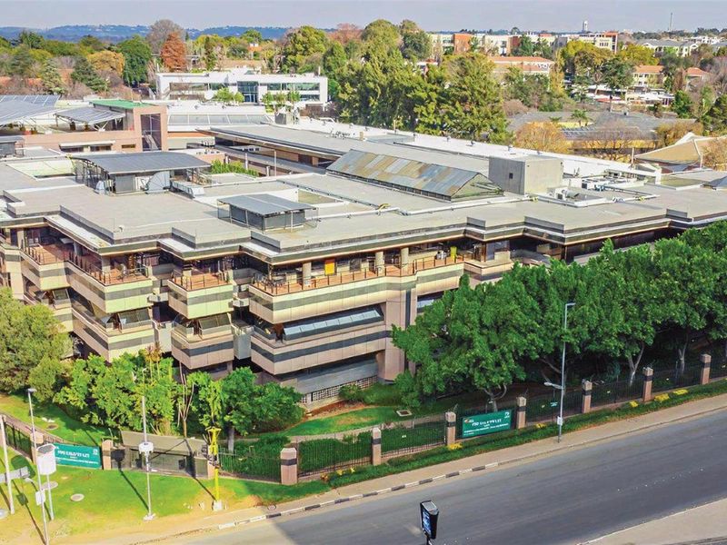 Attractive Commercial Property Offering With Rental Income - Photo 2