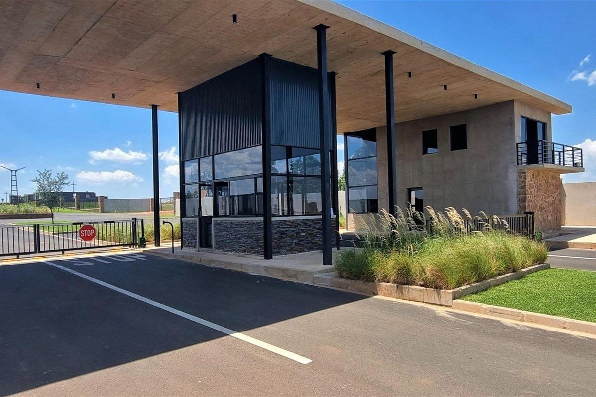 Prime Vacant Land in Glen Cullen Private Country Estate - Phase 1 - Photo 5