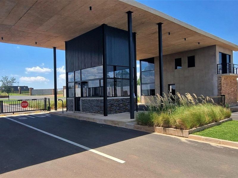 Prime Vacant Land in Glen Cullen Private Country Estate - Phase 1 - Photo 5