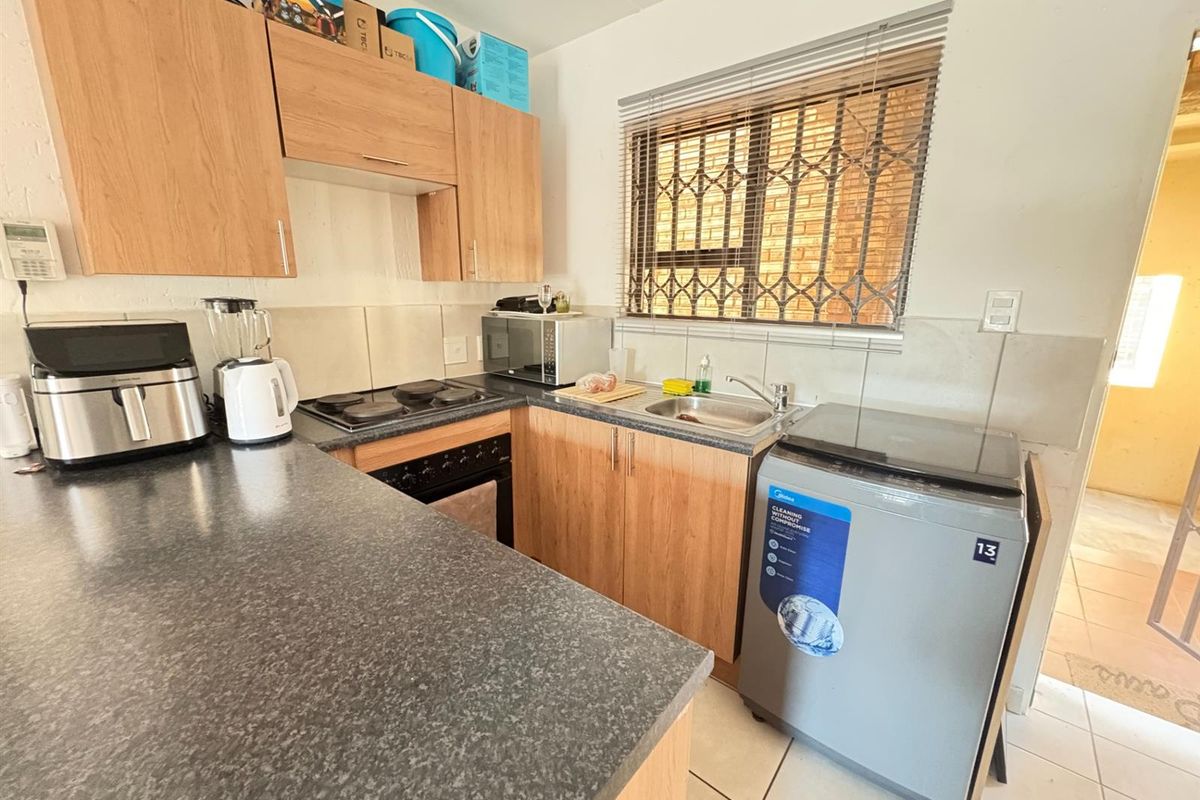 First Floor, First Choice, First to Call Wins! - Photo 3