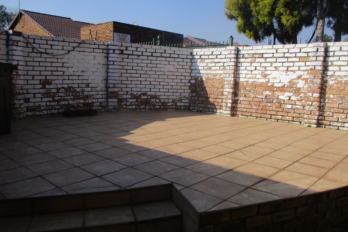 Duplex For Sale in Birchleigh, Kempton Park/ PRICE REDUCED AGAIN - Photo 4