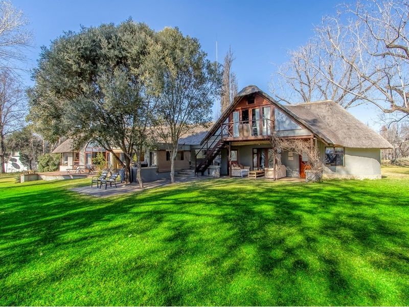Attention: Price reduction!!  For Sale in Marlbank, Vanderbijlpark - Photo 1