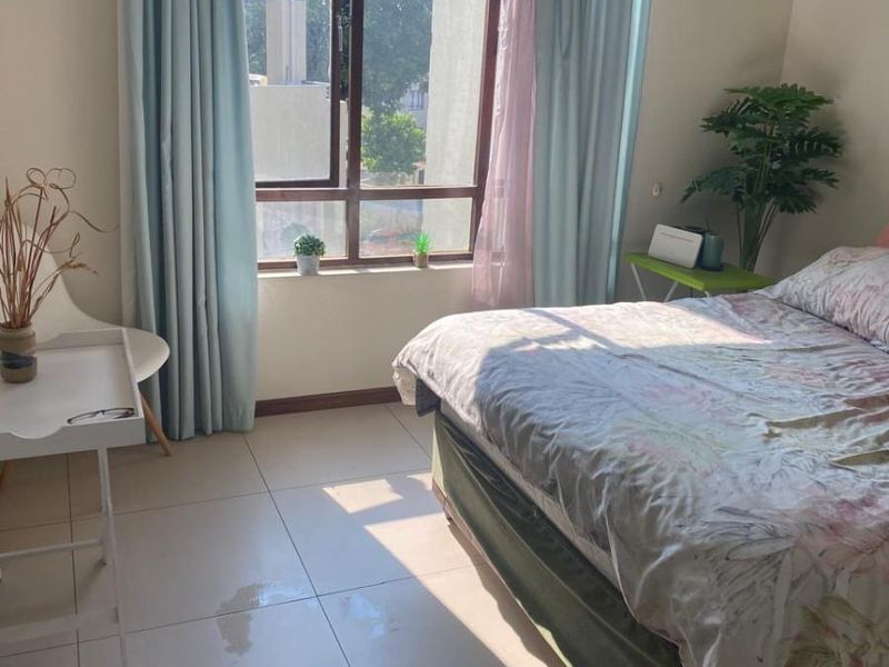 Townhouse For Sale in Broadacres, Sandton - Photo 9