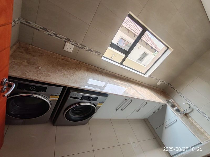  Brand New Luxury Home For Sale – Blue Valley Golf Estate - Photo 7