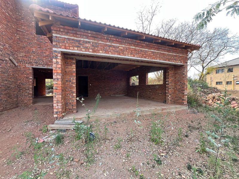 Unfinished House For Sale in Brits Central, Brits, North West - Photo 10