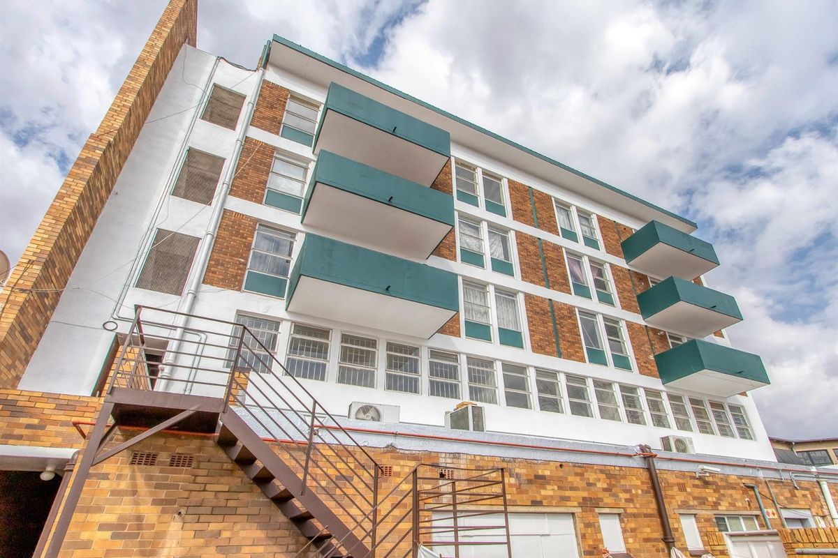 Prime Mixed-Use, Cash Flush Investment Opportunity in Westonaria - Photo 5