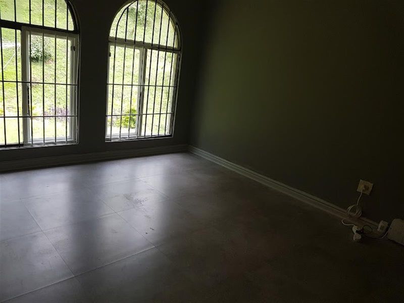 PRICE DRASTICALLY REDUCED - YOUR FUTURE HOME-SWEET-HOME ! - Photo 9