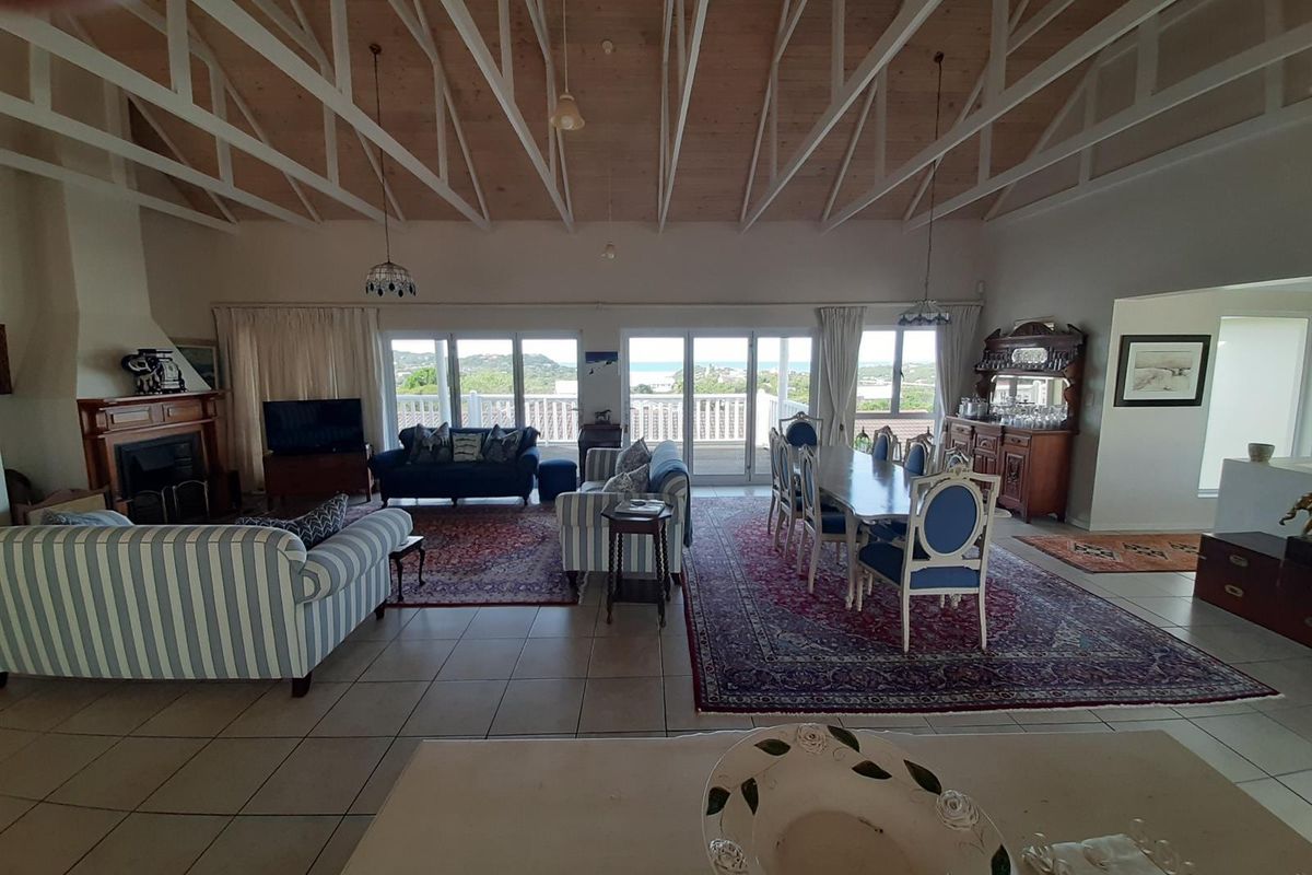 Five Bedroom House on the Peninsula Kleinemonde Eastern Cape - Photo 5