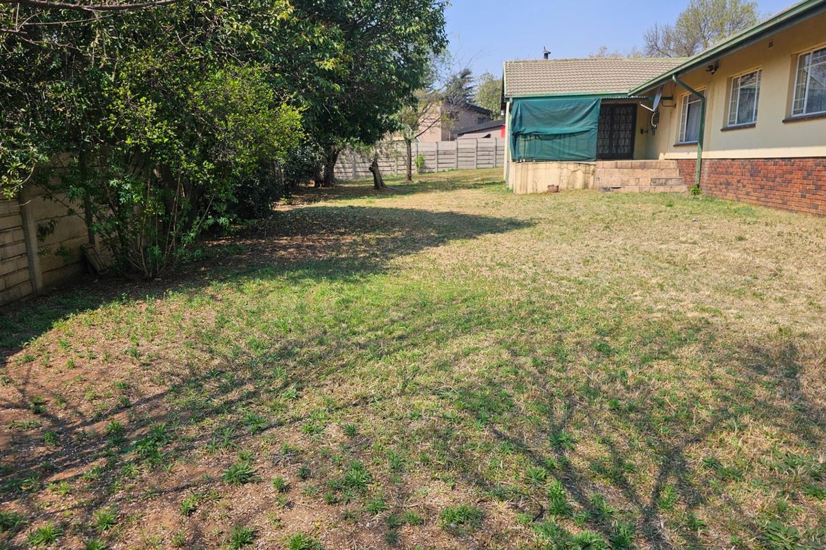 House For Sale in Duvha Park, Witbank - Photo 3