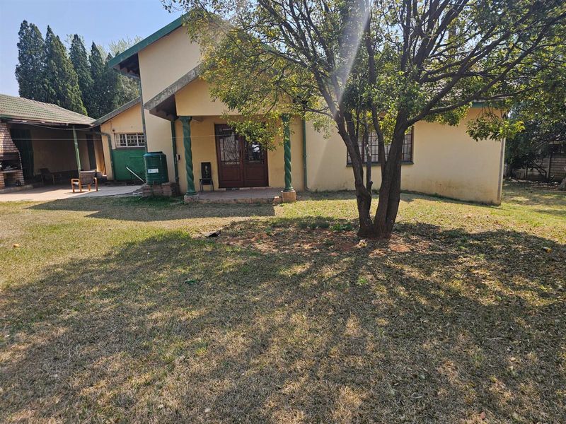 House For Sale in Duvha Park, Witbank - Photo 6