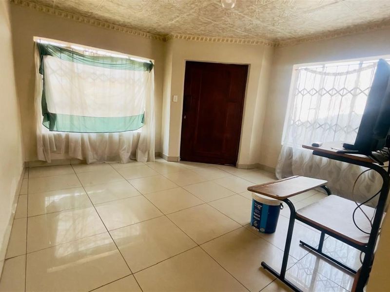 House For Sale in Danville, Pretoria - Photo 7