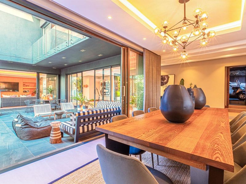 BOUTIQUE HOTEL STYLE HOME - READY TO MOVE IN - Photo 8