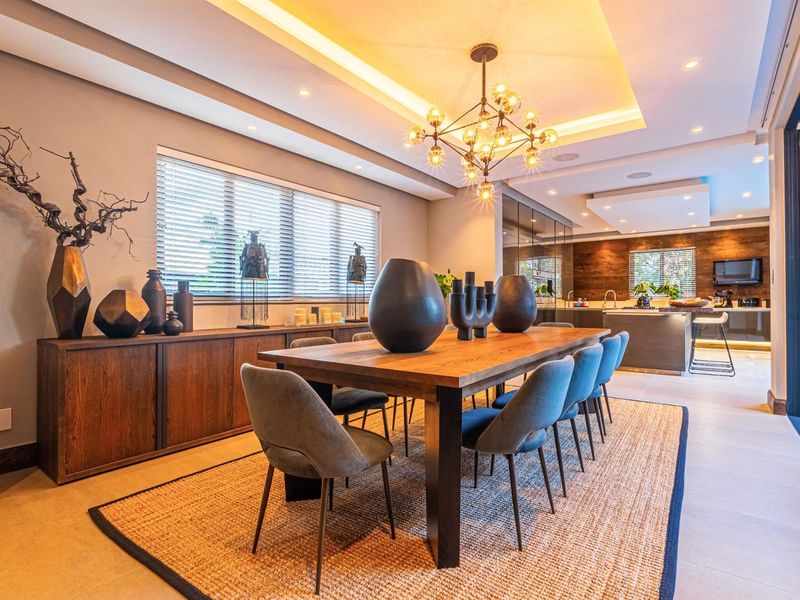 BOUTIQUE HOTEL STYLE HOME - READY TO MOVE IN - Photo 6