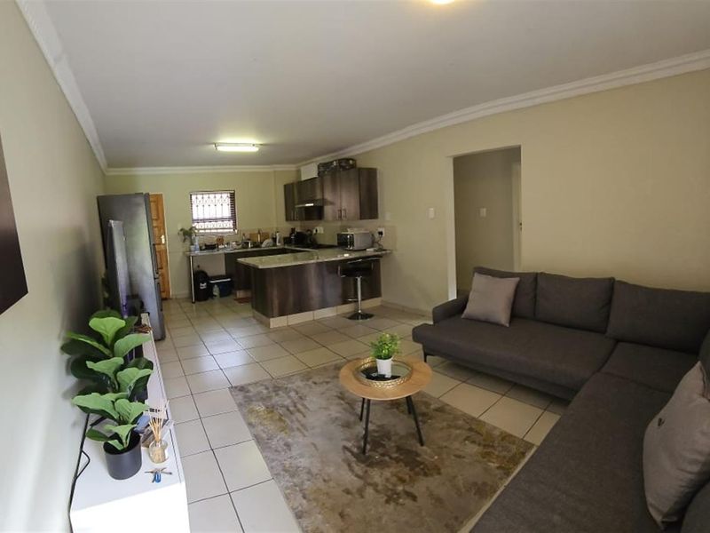 Apartment For Sale in Boksburg Central, Boksburg - Photo 2