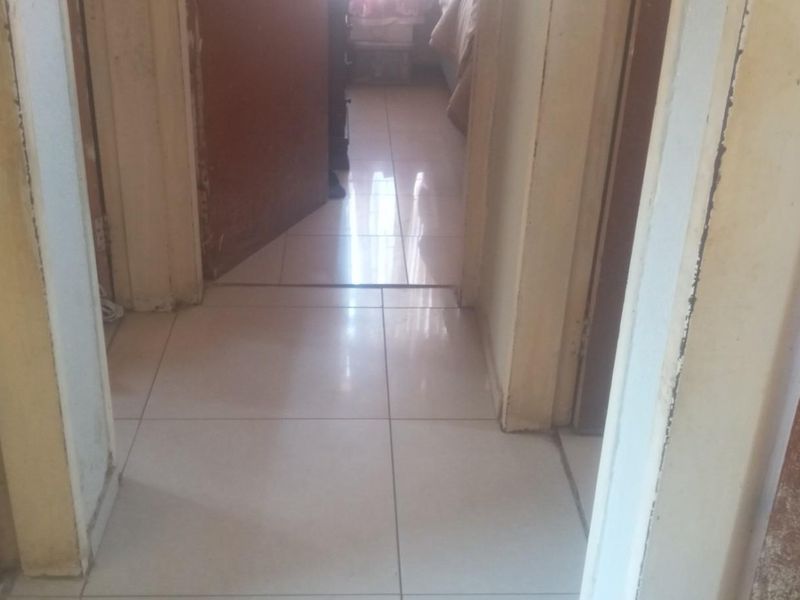 House available in Seshego zone 8 Seshego , Polokwane - Photo 4